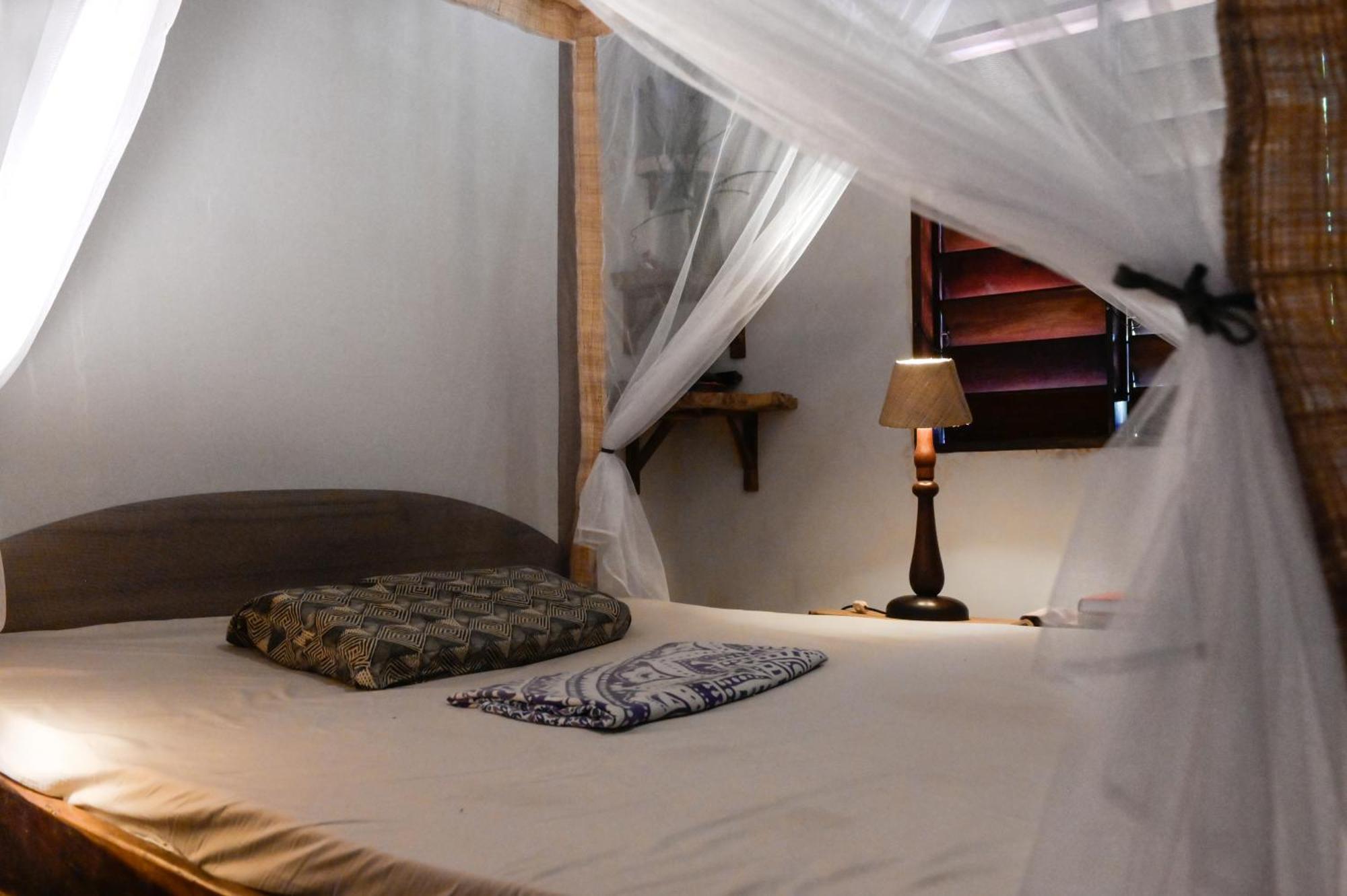 Shambala Madagascar: Beachfront Lodge And Adventures Ambolobozo Exterior photo